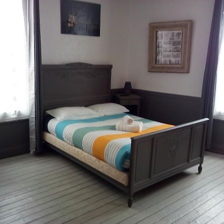 オンフルール L'Ex-Voto Bed & Breakfast エクステリア 写真